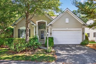 74 Champlain Cir, Plymouth, MA 02360