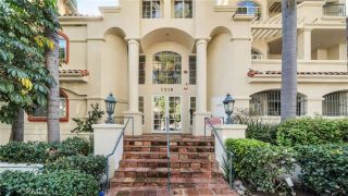 7218 Hillside Avenue 202, Los Angeles, CA 90046