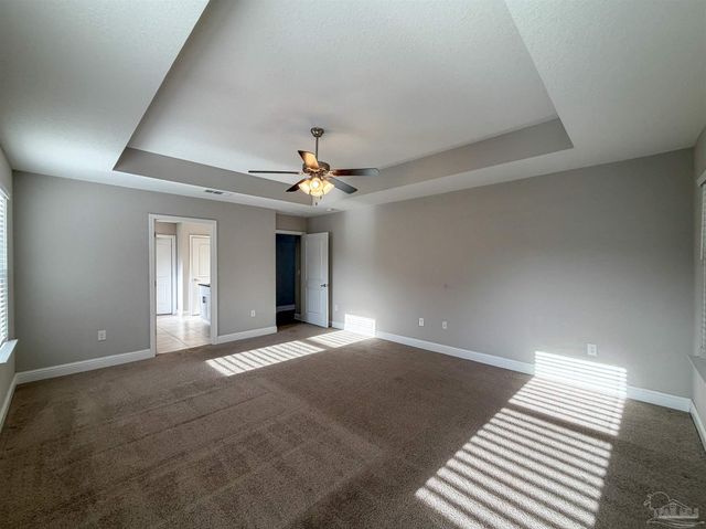 4578 Red Oak Dr, Milton, FL 32583