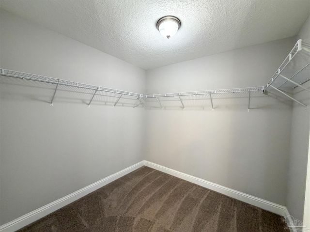 4578 Red Oak Dr, Milton, FL 32583