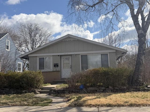 5718 N 80th STREET, Milwaukee, WI 53218