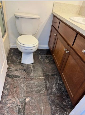 9014 Burnet 201, North Hills, CA 91343