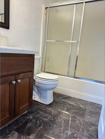 9014 Burnet 201, North Hills, CA 91343