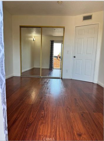 9014 Burnet 201, North Hills, CA 91343