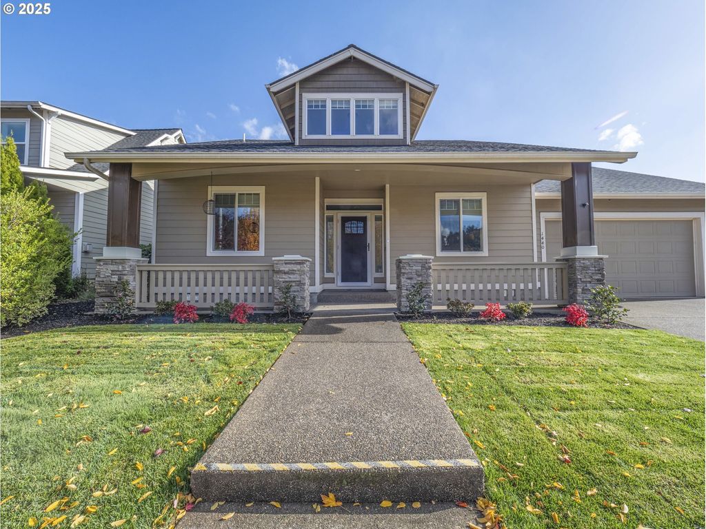 1440 MEADOW Ave, Silverton, OR 97381