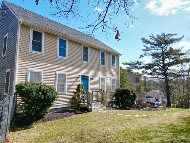 2 Pisces Lane, Plymouth, MA 02360
