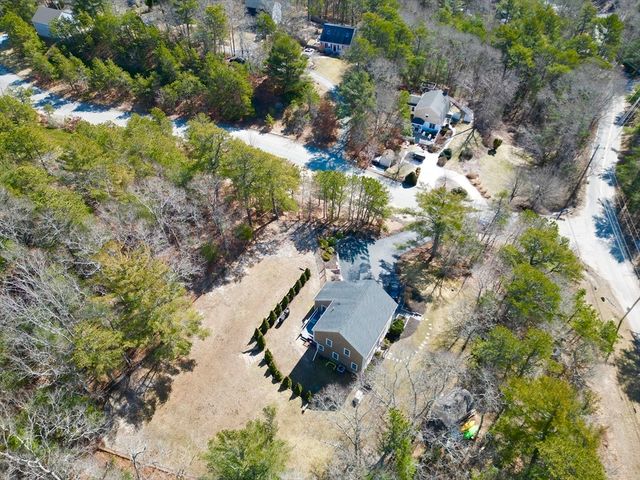2 Pisces Lane, Plymouth, MA 02360