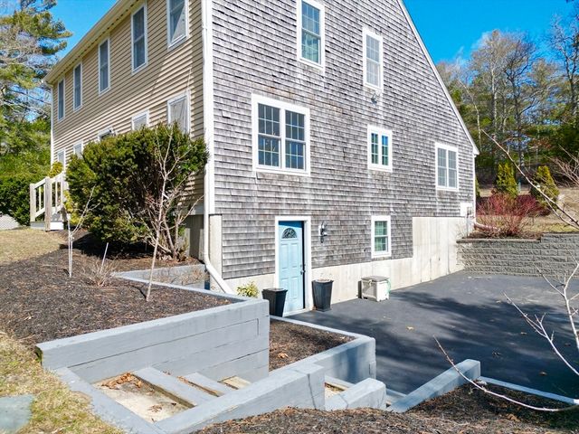 2 Pisces Lane, Plymouth, MA 02360