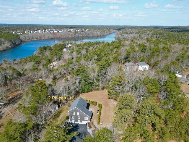2 Pisces Lane, Plymouth, MA 02360
