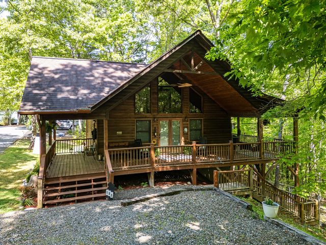 198 Dew Drop Lane, Murphy, NC 28906