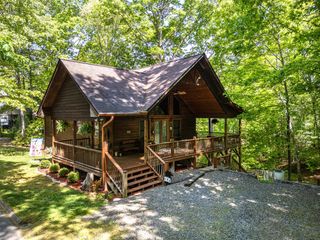 198 Dew Drop Lane, Murphy, NC 28906
