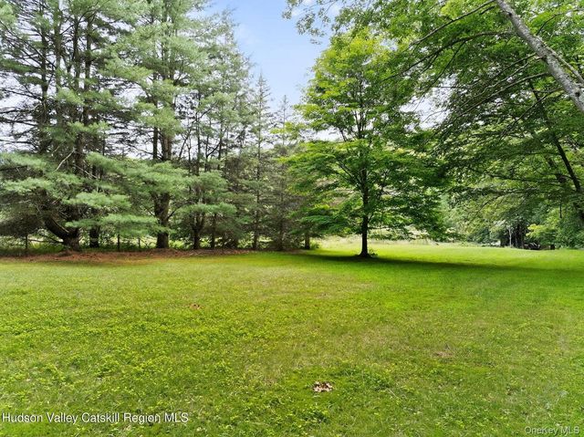 1202 Jackson Corners Road, Red Hook, NY 12571