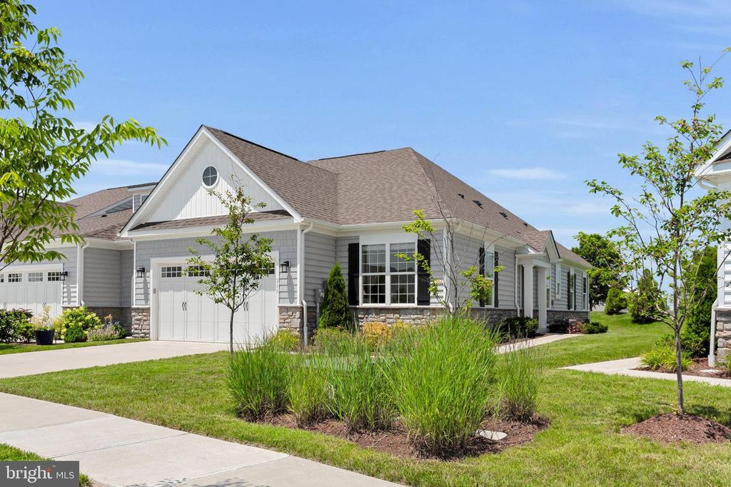 260 MOORINGS CIR #118, Stevensville, MD 21666