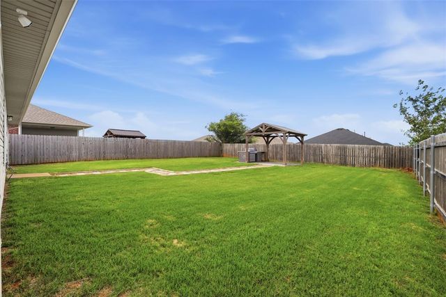 9621 Eli Drive, Moore, OK 73160