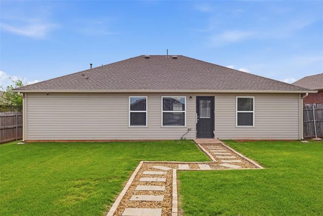 9621 Eli Drive, Moore, OK 73160