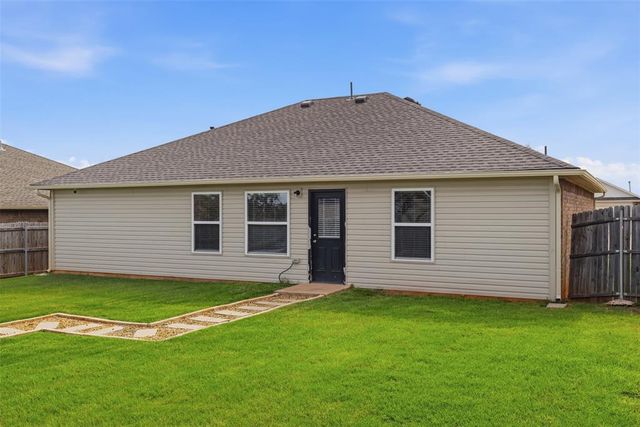 9621 Eli Drive, Moore, OK 73160