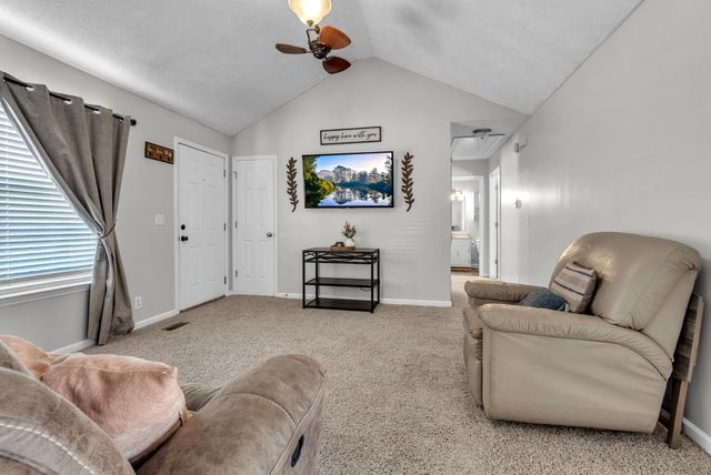 991 Rock Springs Midland Rd, Christiana, TN 37037