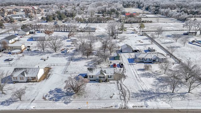 991 Rock Springs Midland Rd, Christiana, TN 37037