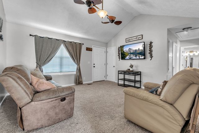 991 Rock Springs Midland Rd, Christiana, TN 37037