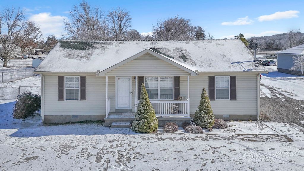 991 Rock Springs Midland Rd, Christiana, TN 37037