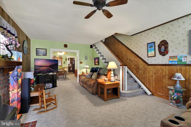 293 DIAMOND ST, Pottstown, PA 19464