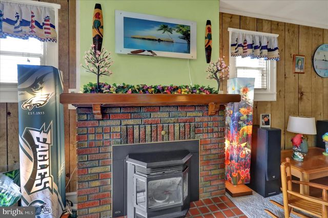 293 DIAMOND ST, Pottstown, PA 19464