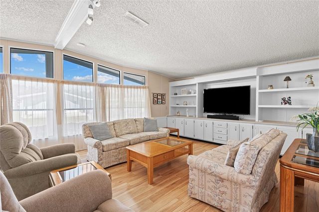 36846 KIMELA AVENUE, Zephyrhills, FL 33542