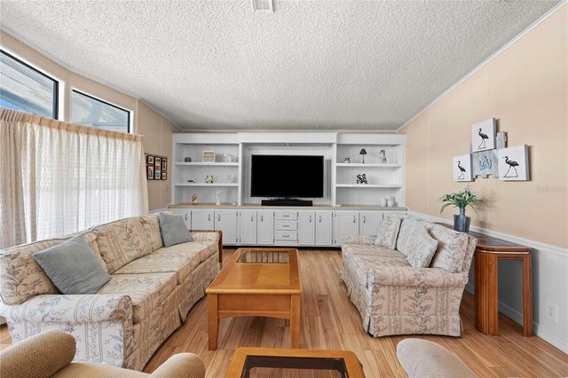 36846 KIMELA AVENUE, Zephyrhills, FL 33542