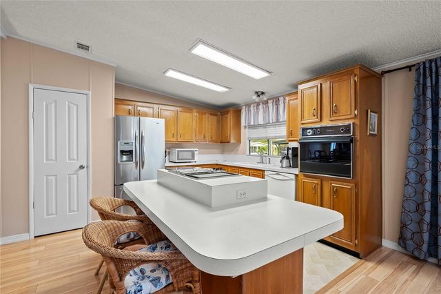 36846 KIMELA AVENUE, Zephyrhills, FL 33542