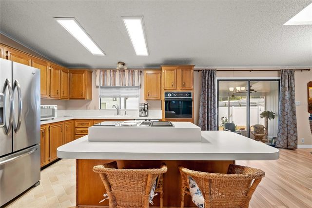 36846 KIMELA AVENUE, Zephyrhills, FL 33542