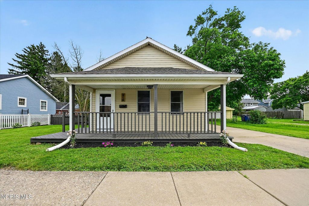 2716 122nd Street, Toledo, OH 43611
