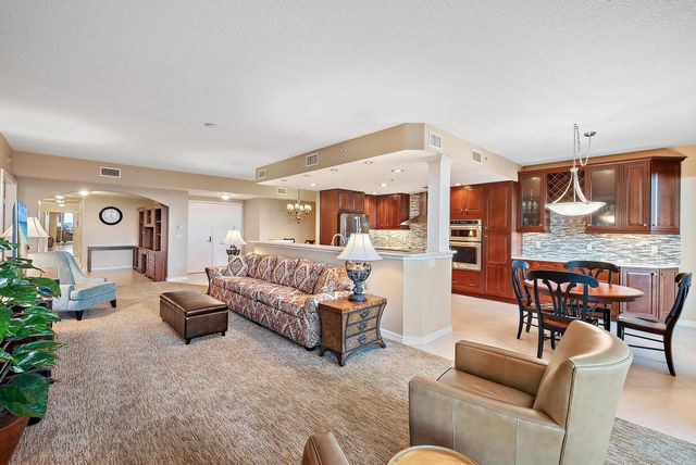 700 Ocean Royale 302, Juno Beach, FL 33408