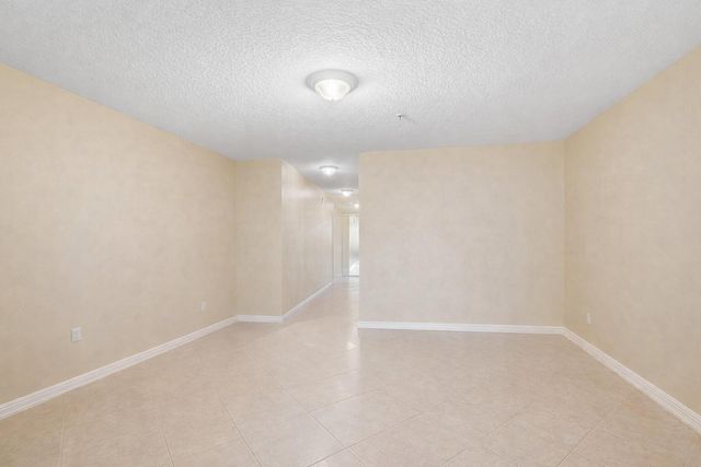 700 Ocean Royale 302, Juno Beach, FL 33408