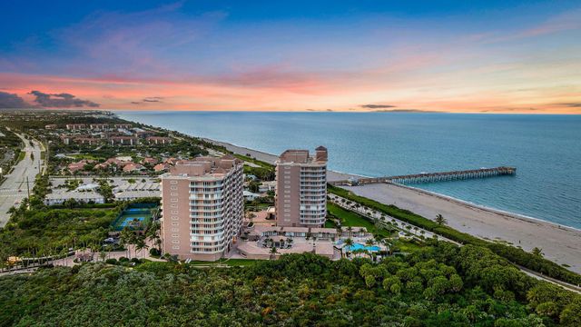 700 Ocean Royale 302, Juno Beach, FL 33408