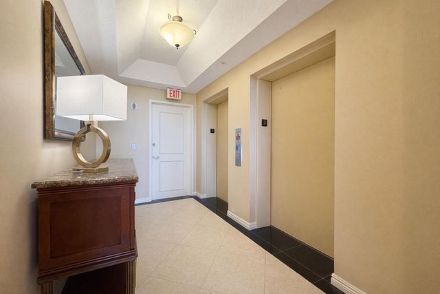 700 Ocean Royale 302, Juno Beach, FL 33408