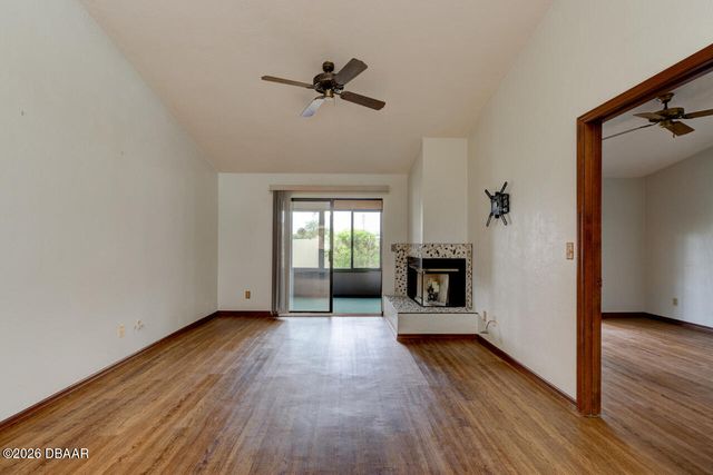 1262 Charter Oaks Circle, Holly Hill, FL 32117