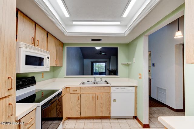 1262 Charter Oaks Circle, Holly Hill, FL 32117