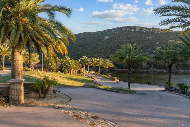 4065 Via Palo Verde Lago, Alpine, CA 91901