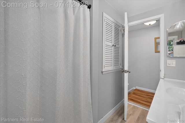 2500 Hubert Road, Genoa Township, MI 48114