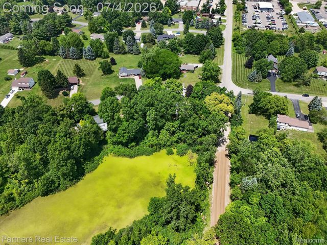 2500 Hubert Road, Genoa Township, MI 48114