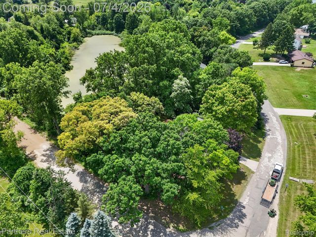 2500 Hubert Road, Genoa Township, MI 48114