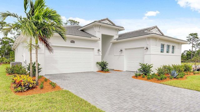 2301 SE Canopy Cove Lane, Port St. Lucie, FL 34984
