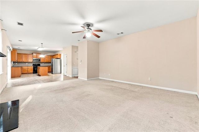 2017 Preserve Creek Way, Loganville, GA 30052