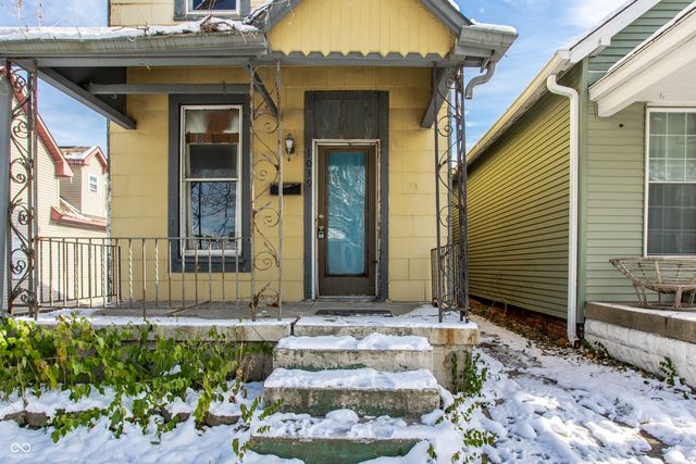 1039 High Street, Indianapolis, IN 46225