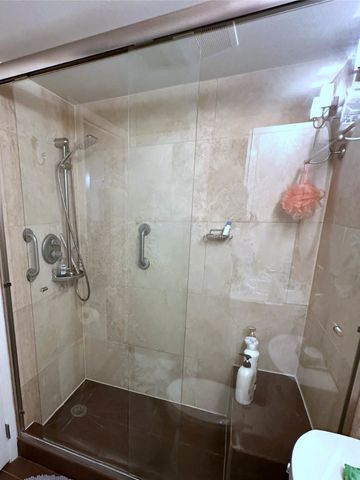 2900 Maple Avenue 24A, Downers Grove, IL 60515