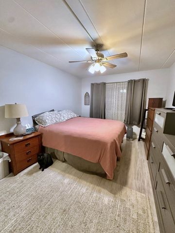 2900 Maple Avenue 24A, Downers Grove, IL 60515