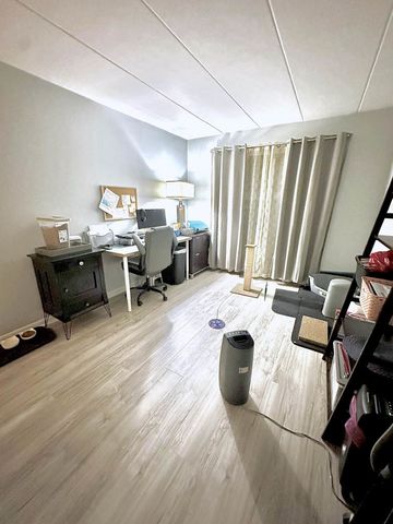 2900 Maple Avenue 24A, Downers Grove, IL 60515