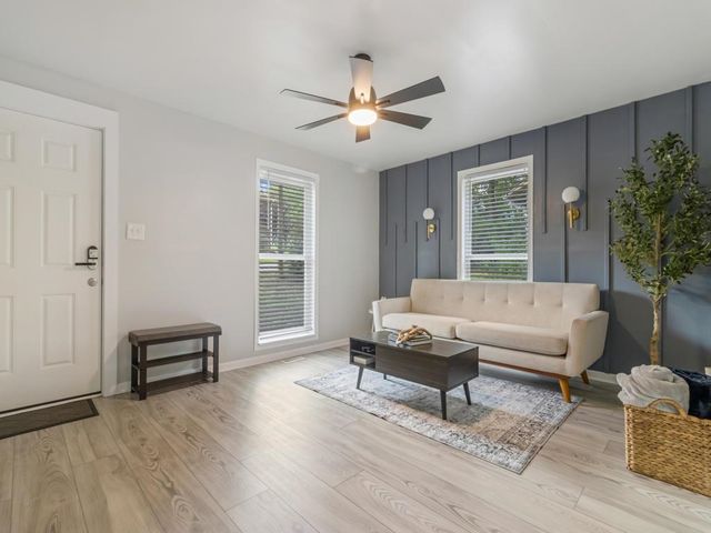 102 Helen Street, Spartanburg, SC 29301