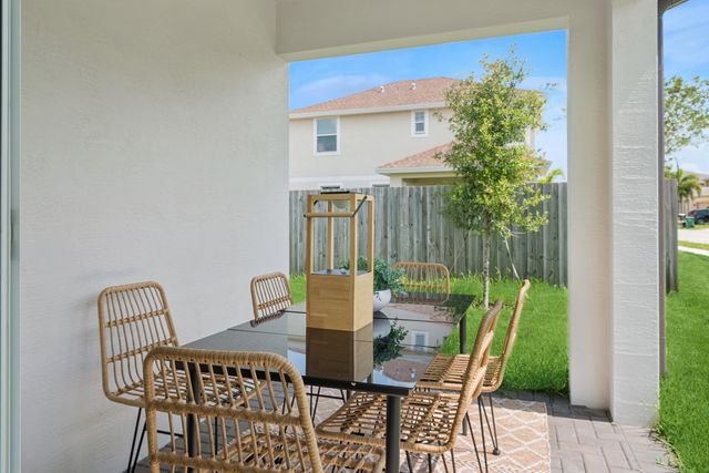 9732 Apollo Avenue 4, Fort Pierce, FL 34945