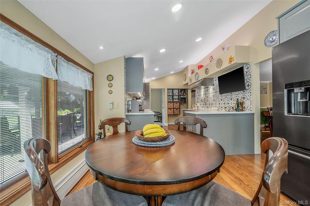 138 Main Avenue, Lake Grove, NY 11755